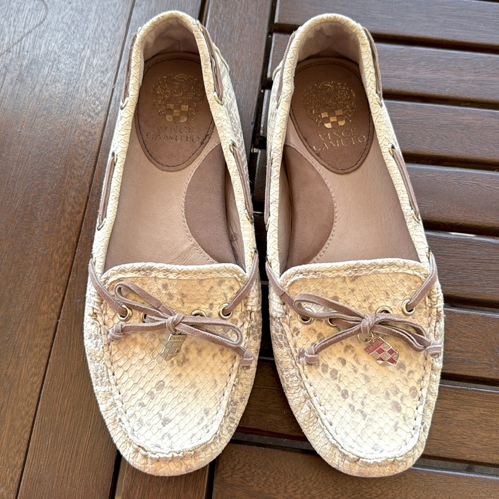 Vince Camino flats